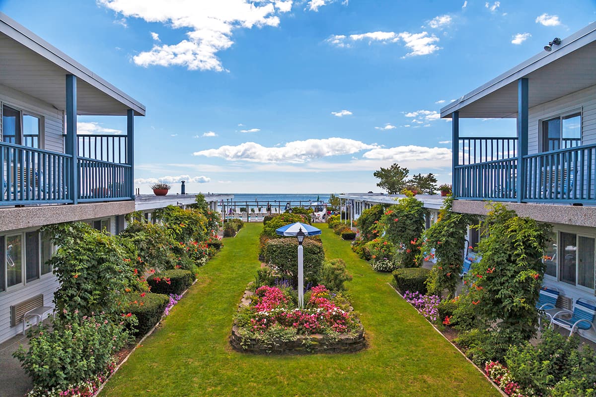 Blue Water Resort