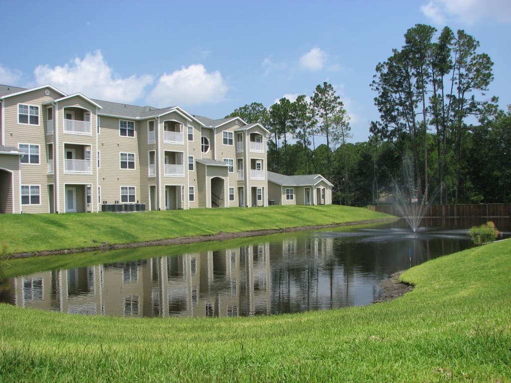 Waters Ridge Apartments