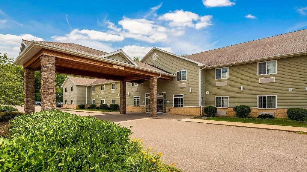 Crandon Inn & Suites Hotel near Rhinelander, WI
