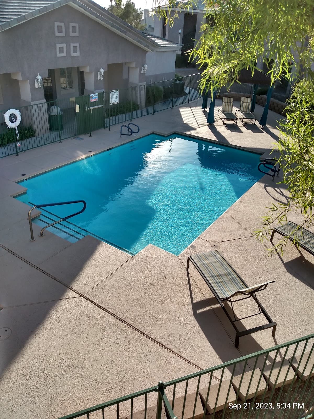 Sunrise Palms Apartments