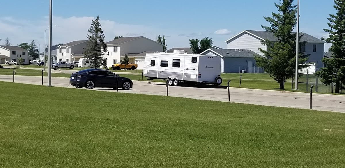 Sakakawea Inn