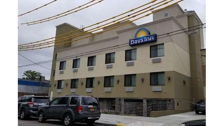 Days Inn by Wyndham Brooklyn Marine Park