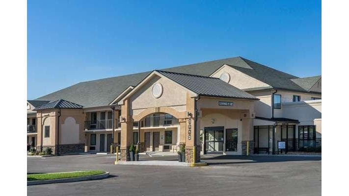 Baymont by Wyndham Clarksville