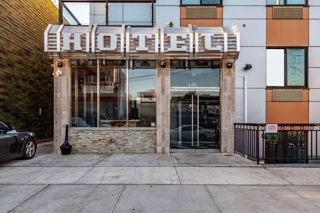 Umbrella Hotel Brooklyn
