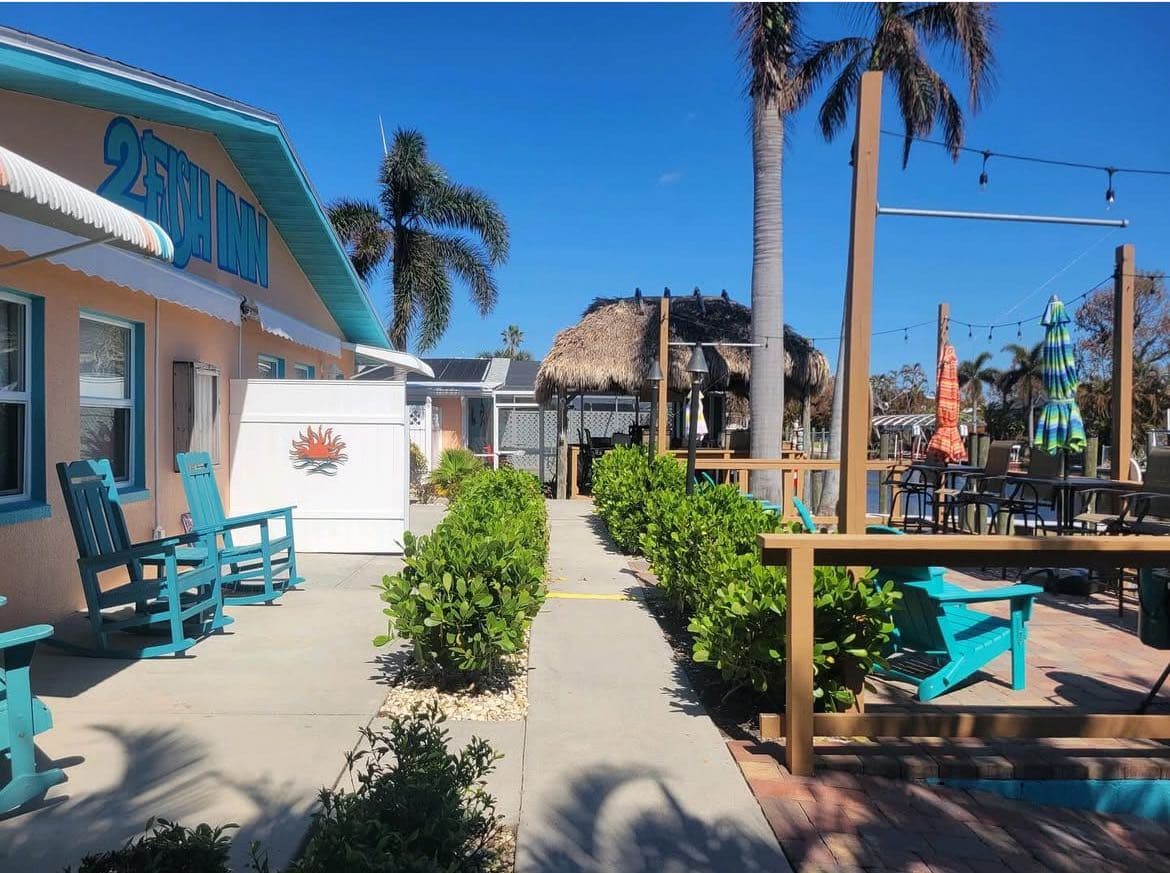 2 Fish Inn