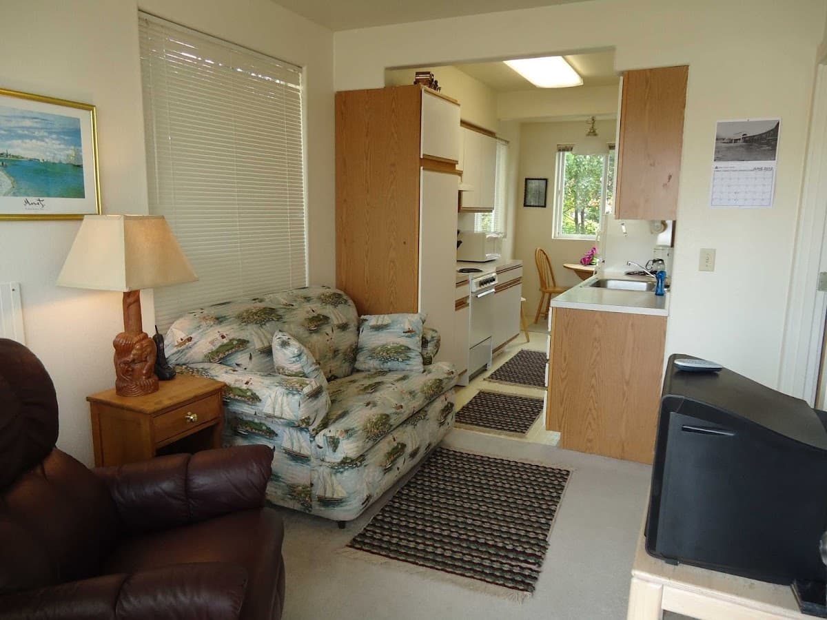 Sea Breeze Suites