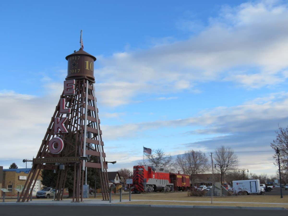 Thunderbird Motel