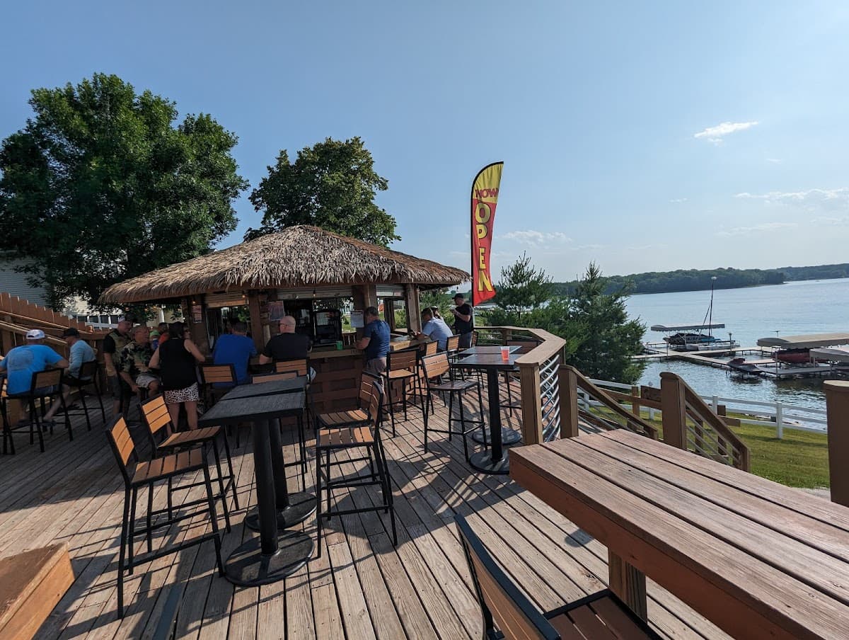 The Port on Lake Panorama Restaurant Bar & Inn