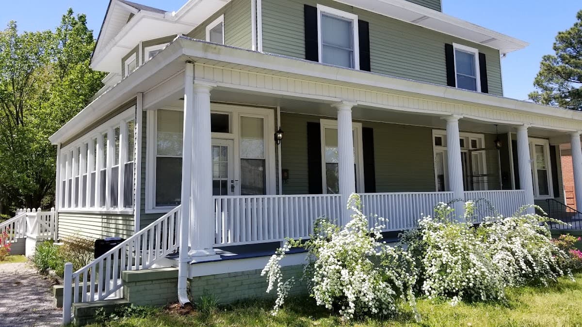 The Eleanor on Belle