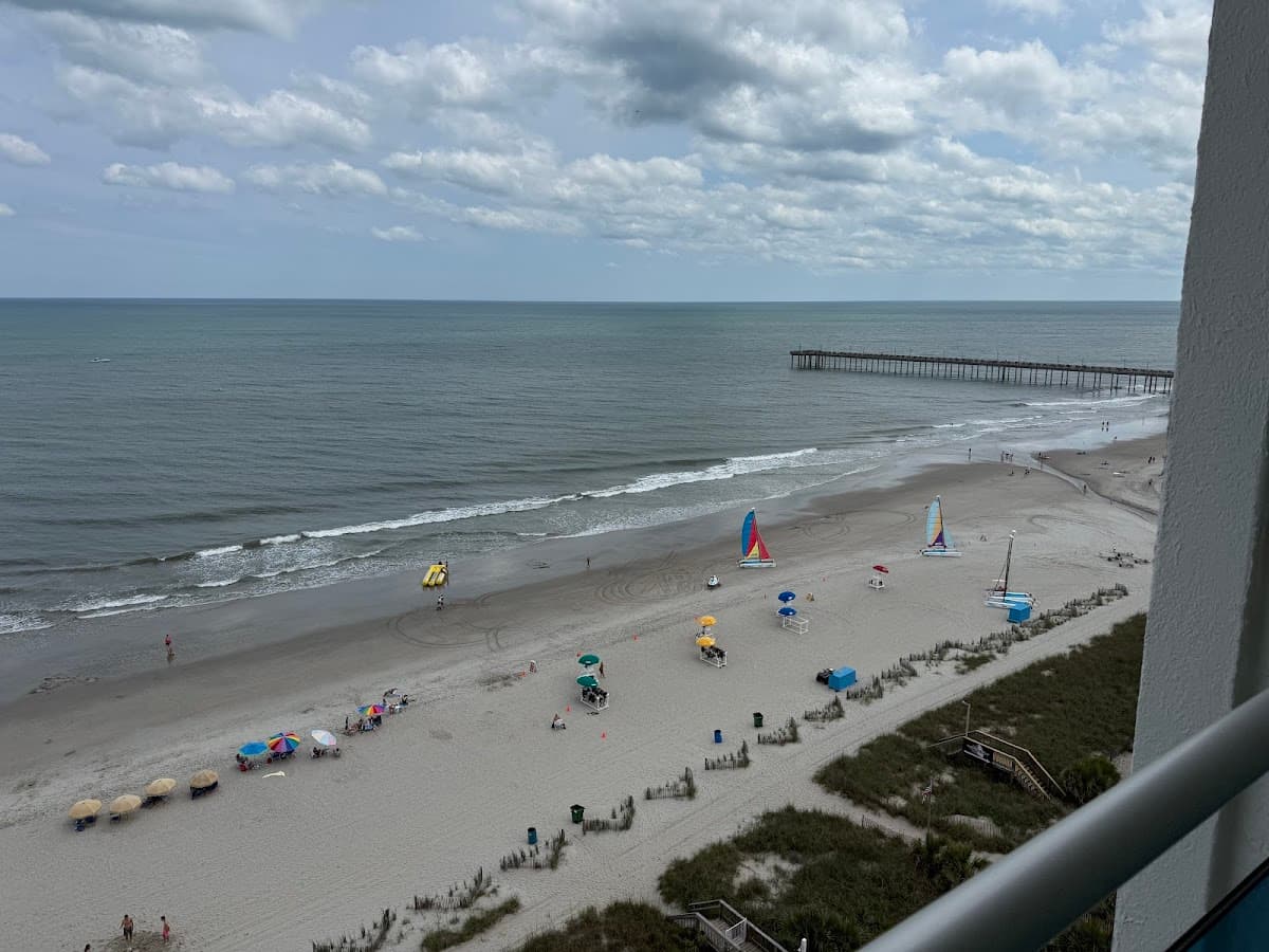Crown Reef Beach Resort and Waterpark Tower 3