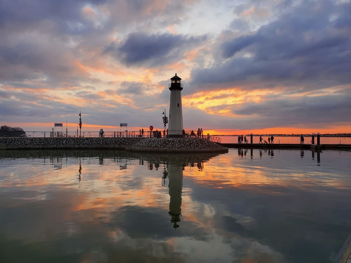 Rockwall Harbor