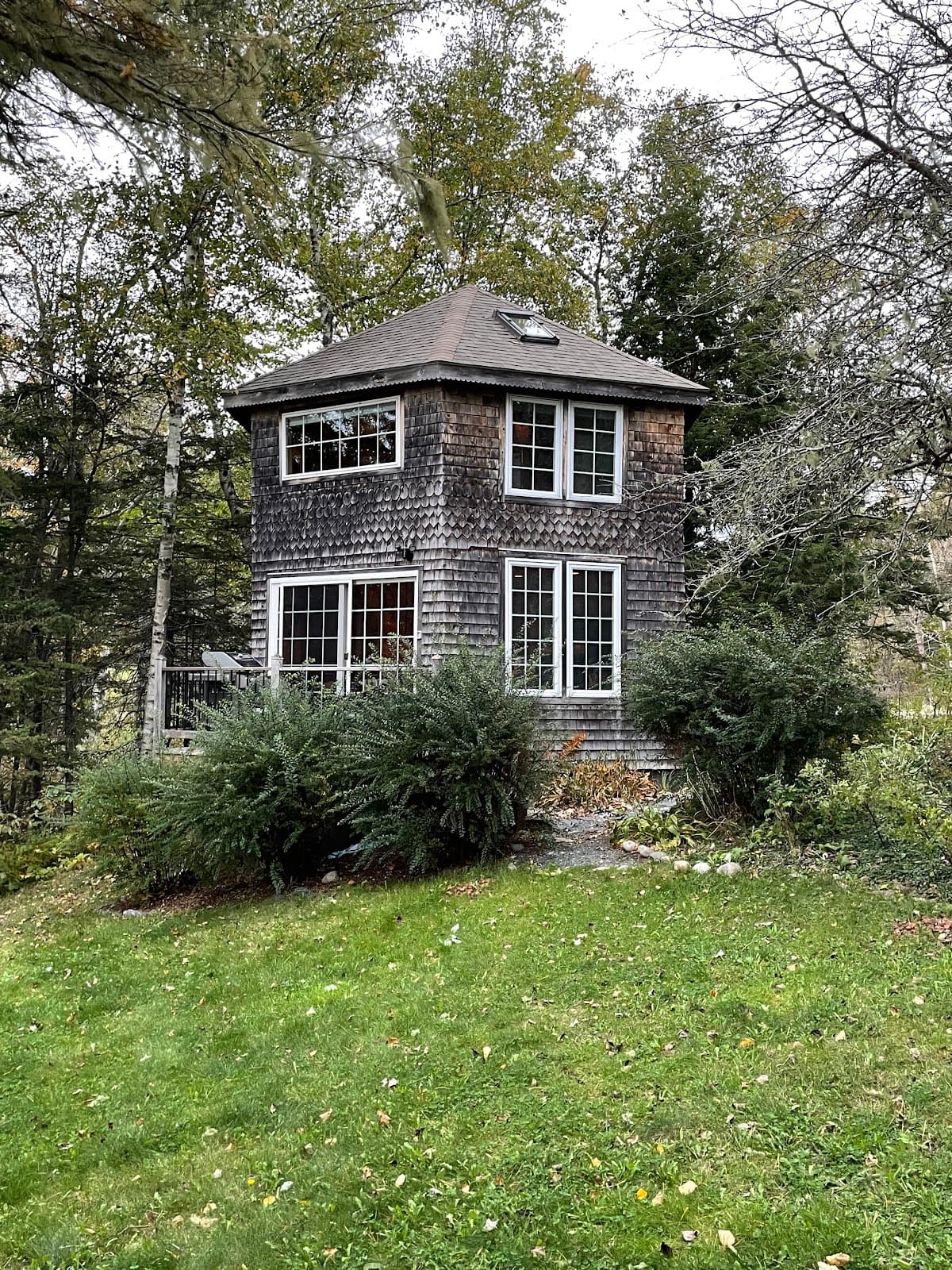 6 Sided Cabin