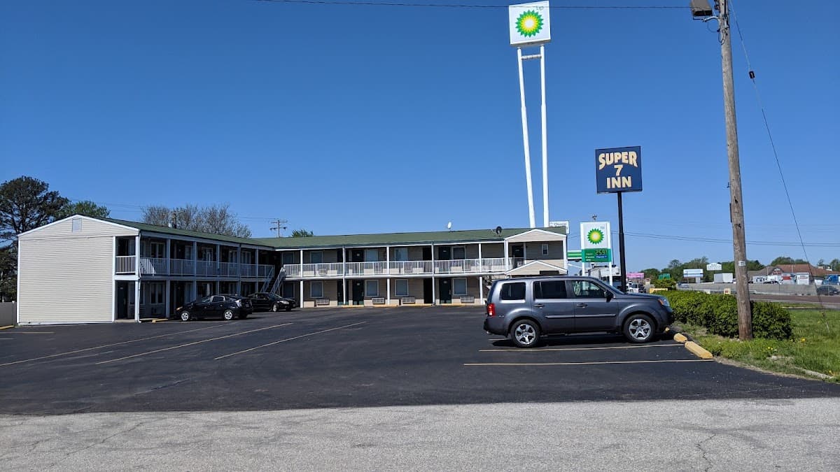 Super7inn