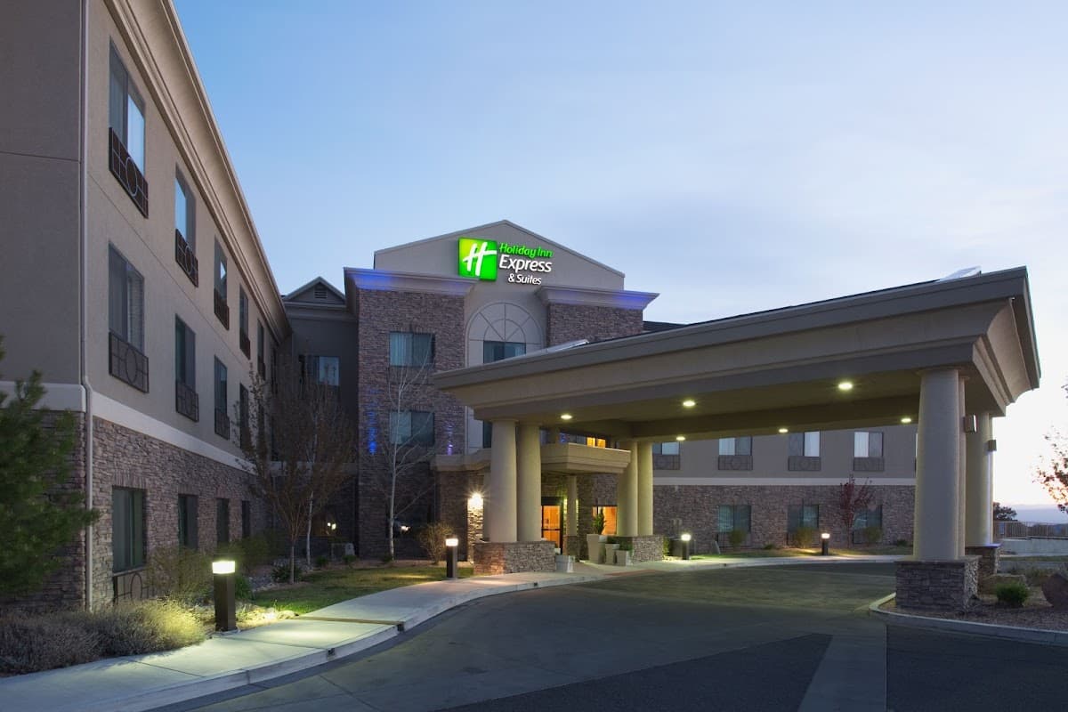 Holiday Inn Express & Suites Los Alamos Entrada Park by IHG