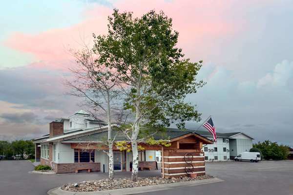 Super 8 by Wyndham Helena