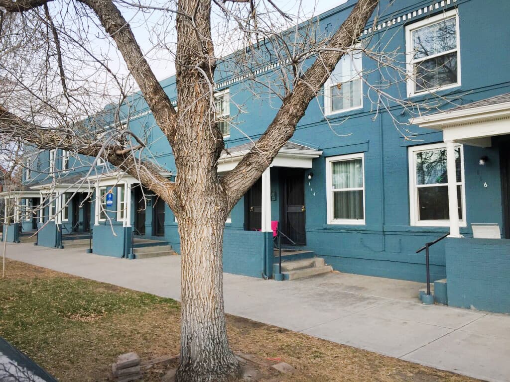 Ash Apartments
