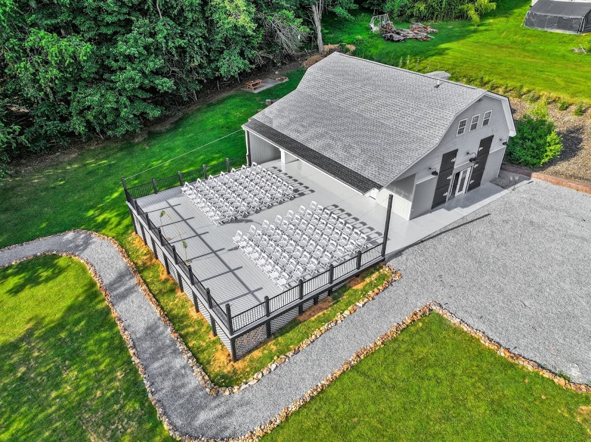 Sparta Meadows Wedding & Event Venue and Little Elves Getaway