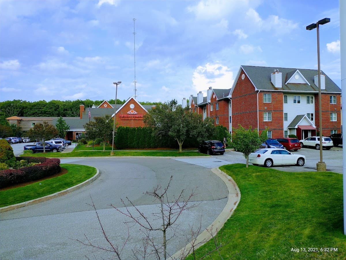 Hawthorn Suites by Wyndham Erie