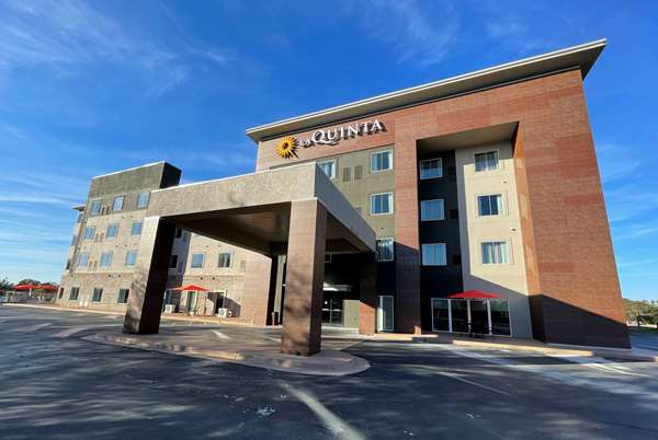 La Quinta Inn & Suites by Wyndham Augusta/Fort Eisenhower