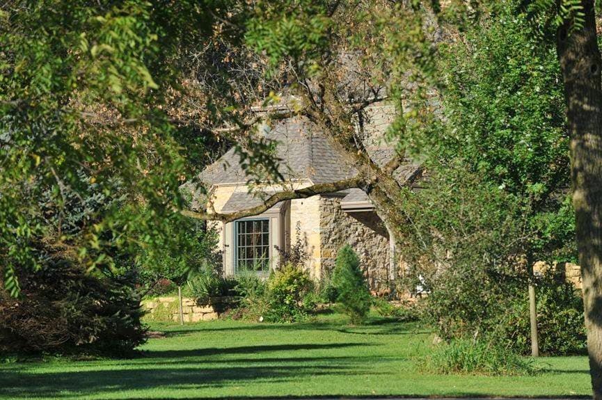 Inn At Irish Hollow
