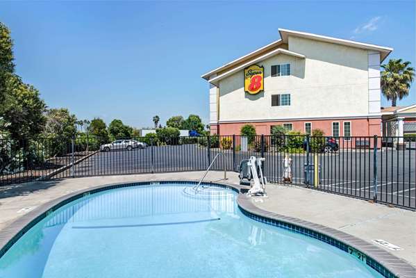Super 8 by Wyndham Sacramento/Florin Rd