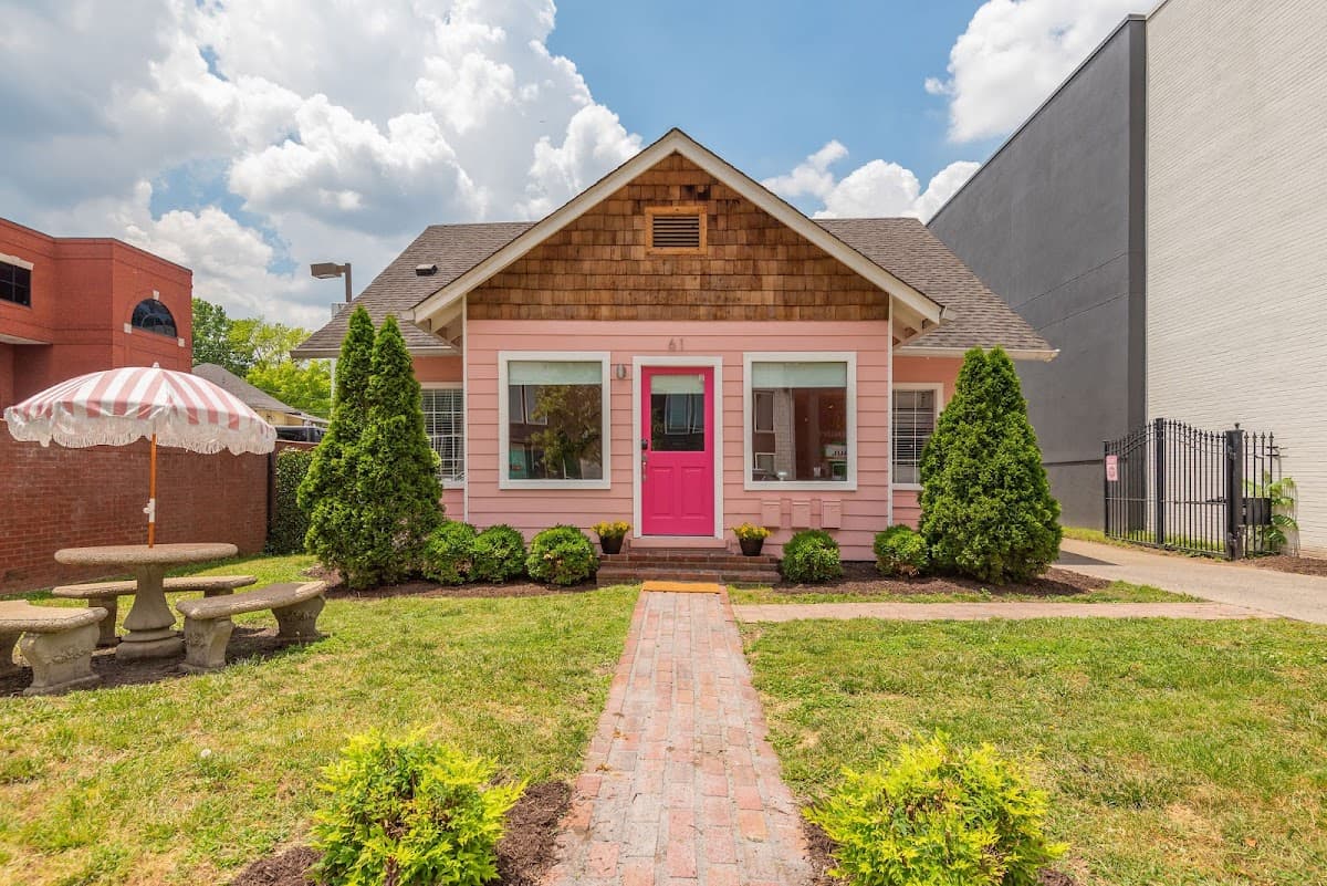 The Dolly House Music Row