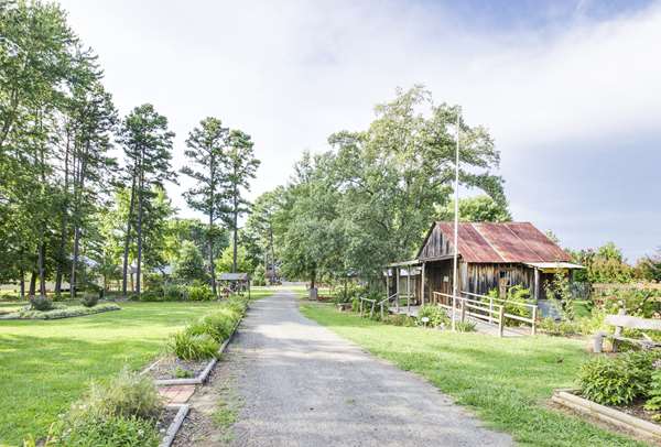 Days Inn by Wyndham Searcy