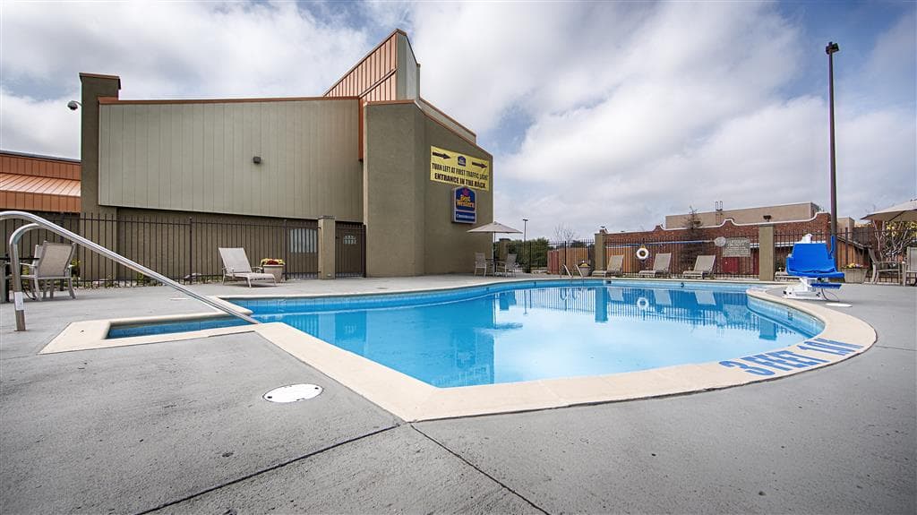 Country Inn & Suites by Radisson, Indianapolis East, IN