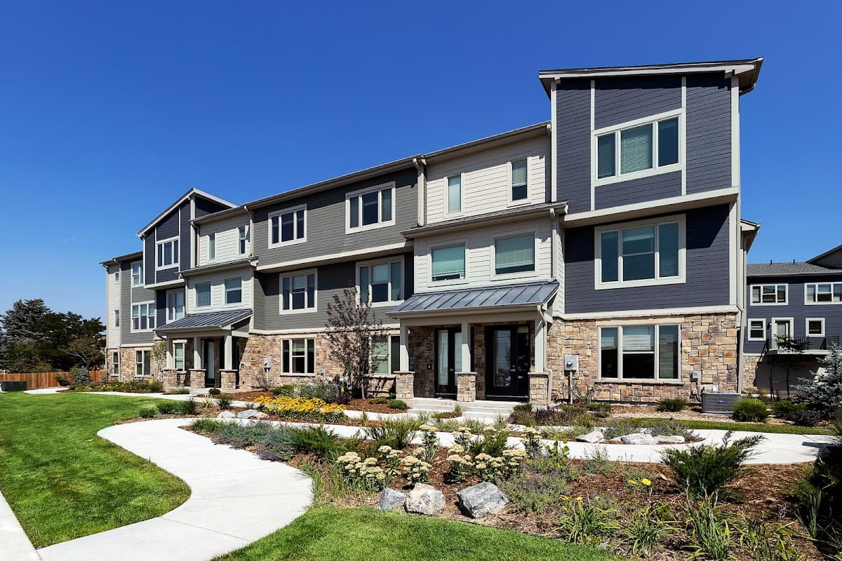 Avere on the High Line Townhomes
