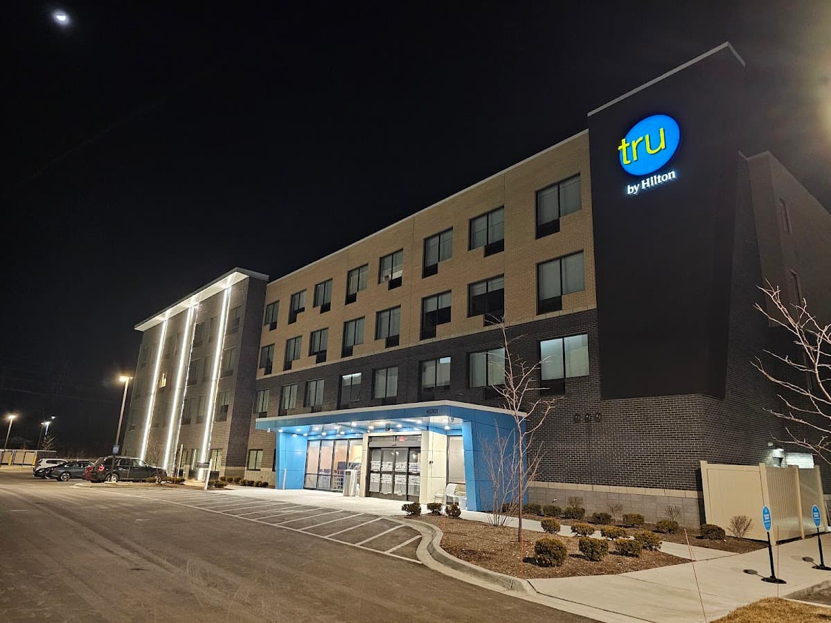 Tru by Hilton Chesterfield Township Detroit