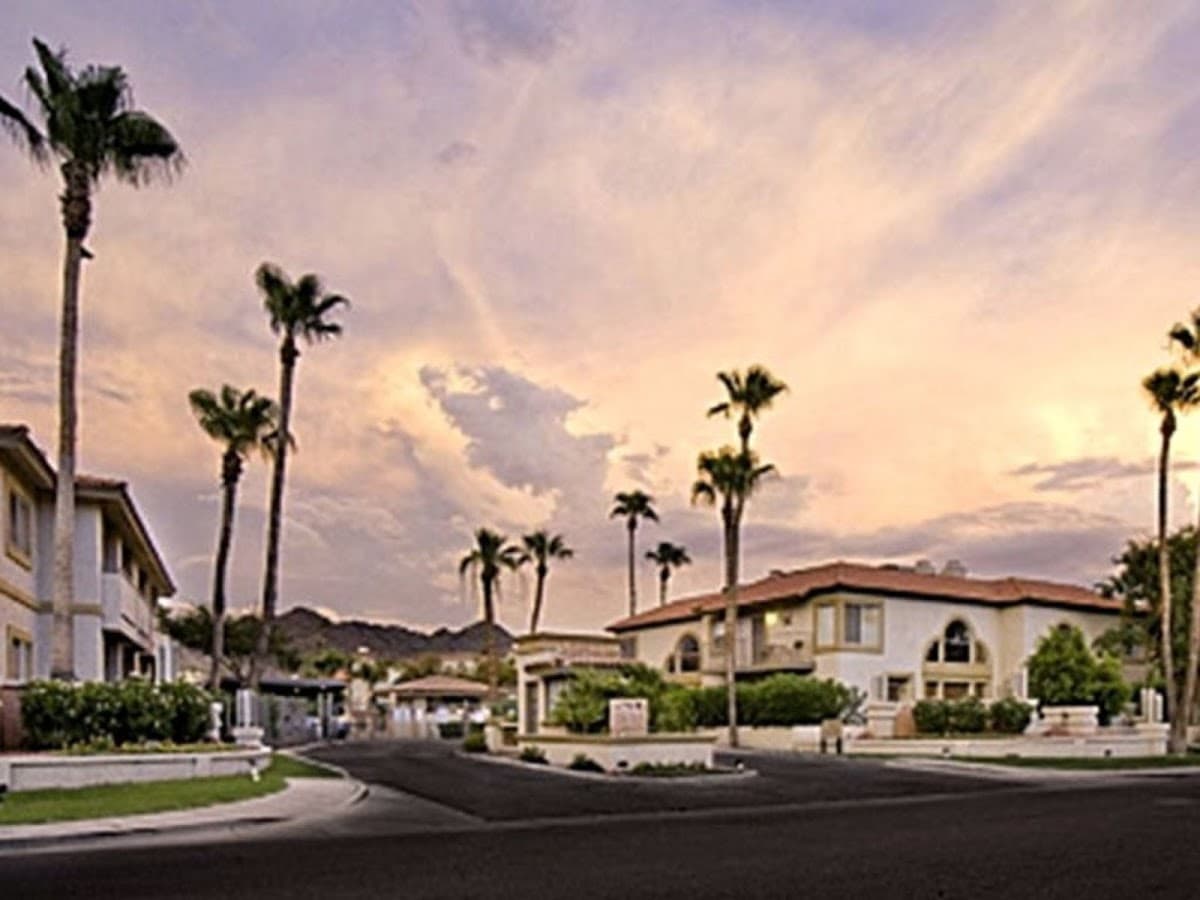 Resort Vacation Rentals at Pointe Tapatio Cliffs