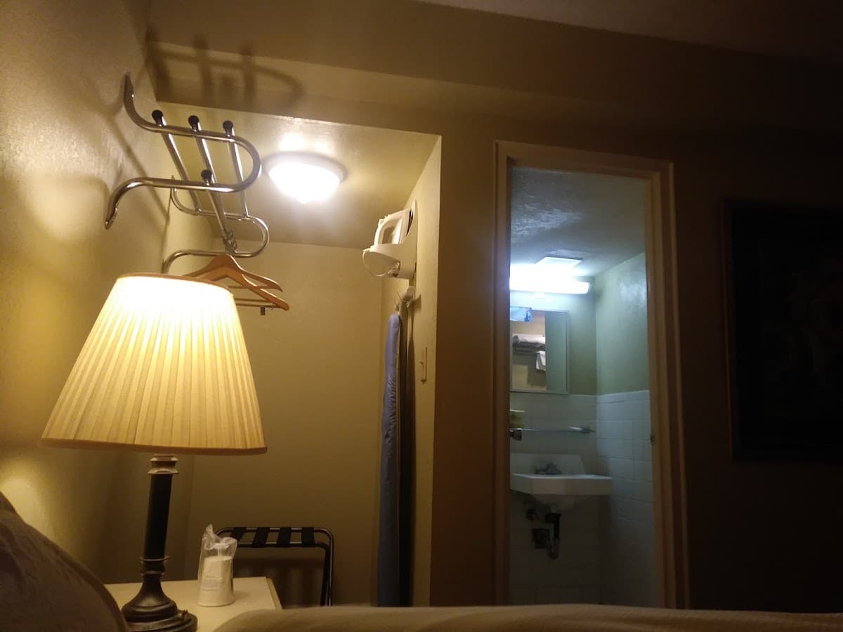 Americas Best Value Inn