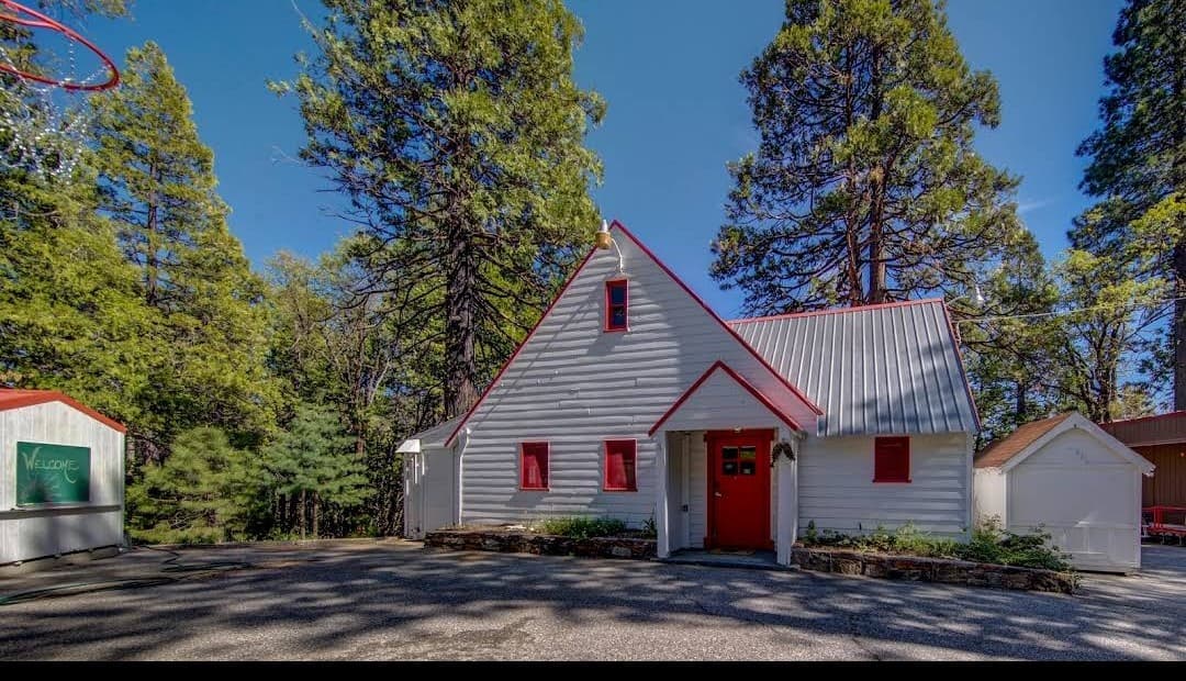 Emigrant Gap Elementary School