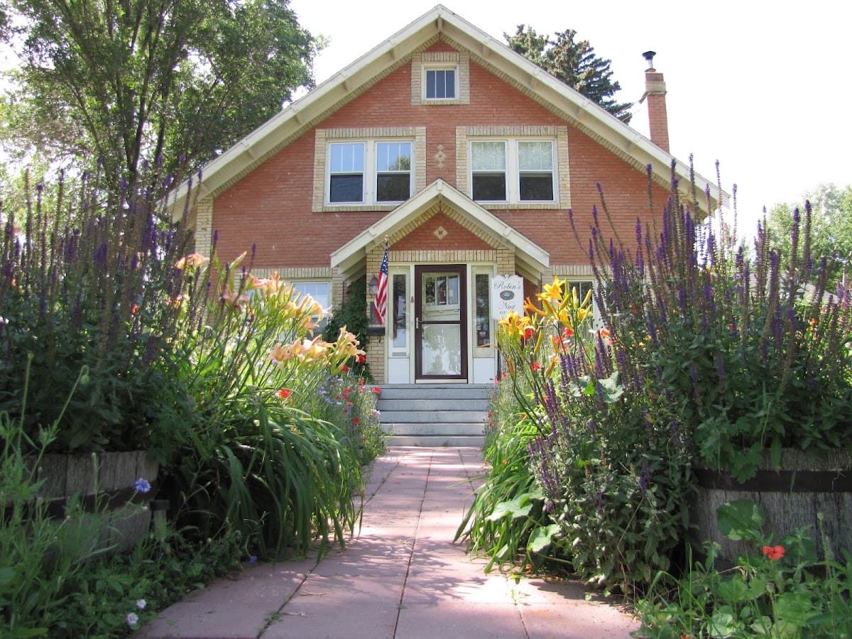 Robin's Nest Bed & Breakfast