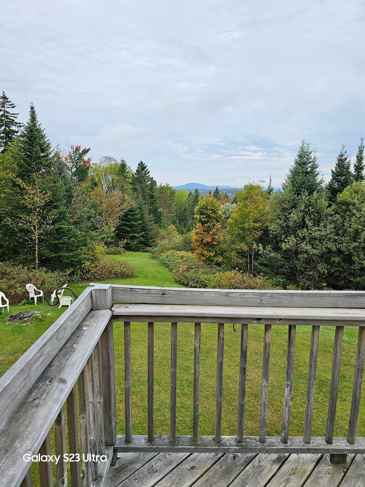 45th Parallel Cabins