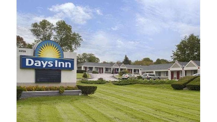 Days Inn by Wyndham Middletown