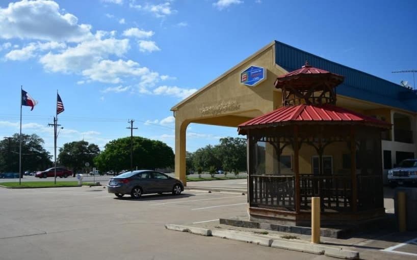 Executive Inn & Suites, Cuero, TX
