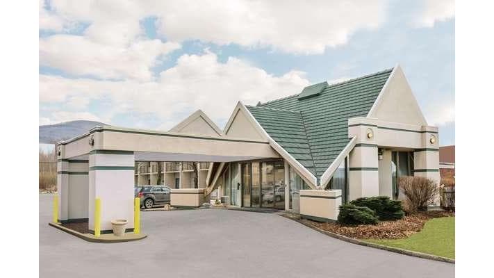Days Inn by Wyndham Rutland/Killington Area