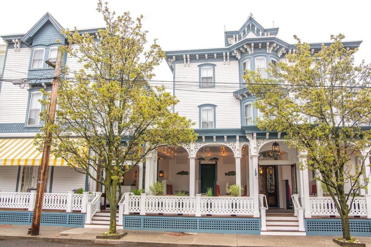 Carroll Villa Hotel
