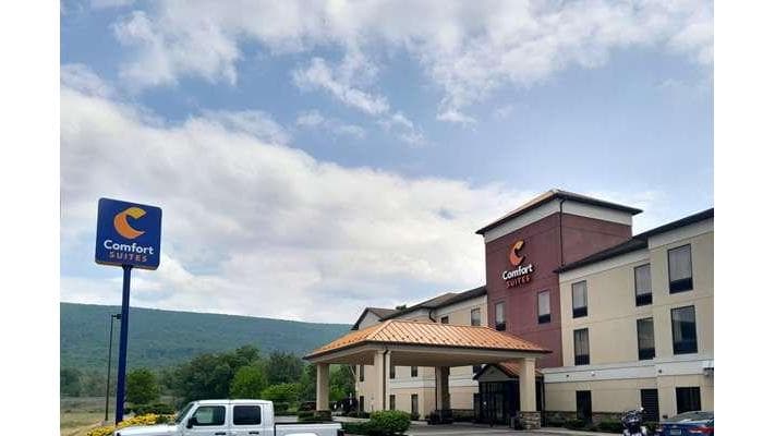 Comfort Suites Altoona North