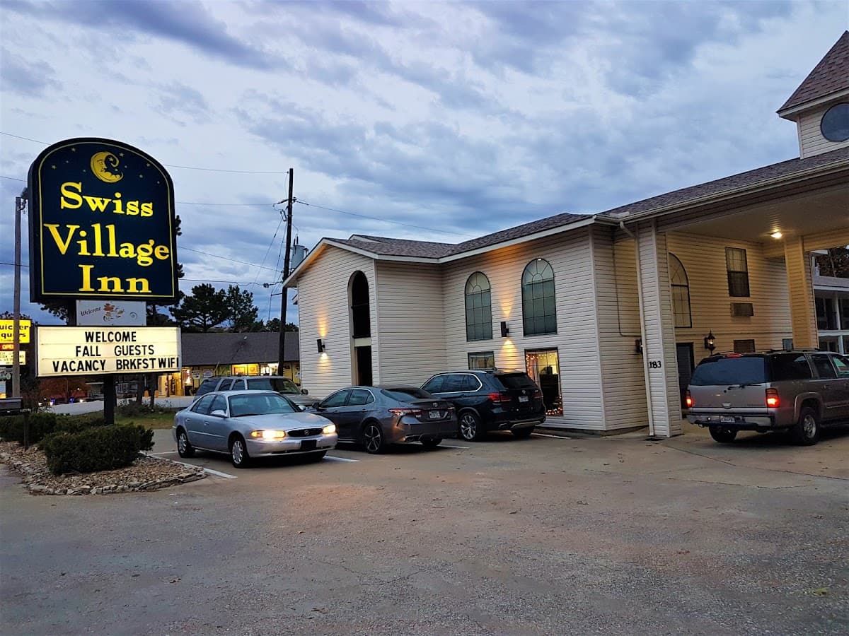 Swiss Village Inn