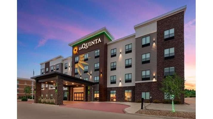 La Quinta Inn & Suites by Wyndham Coralville Iowa City