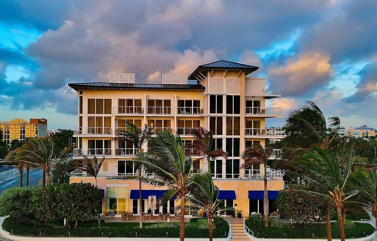 Royal Blues Hotel Relais & Chateaux