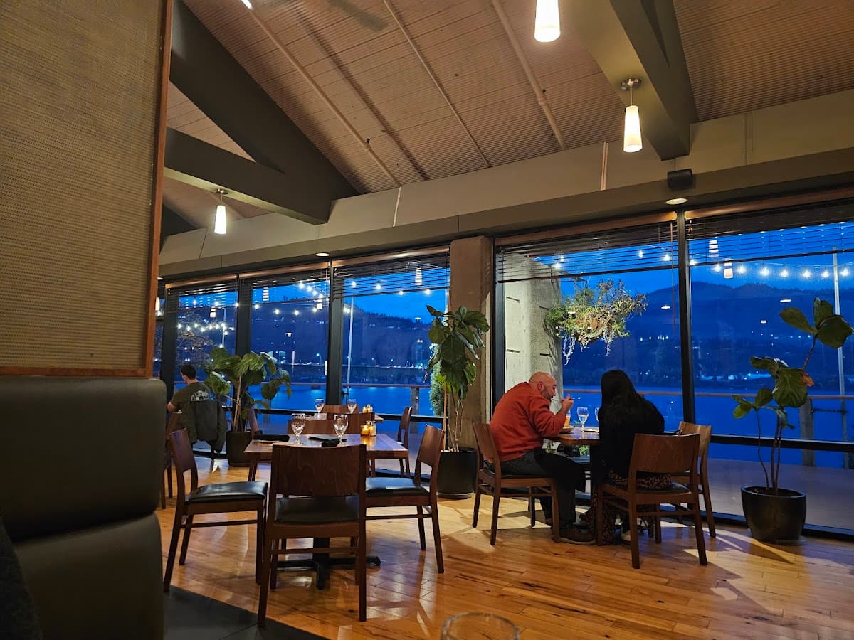 hood river inn meetings