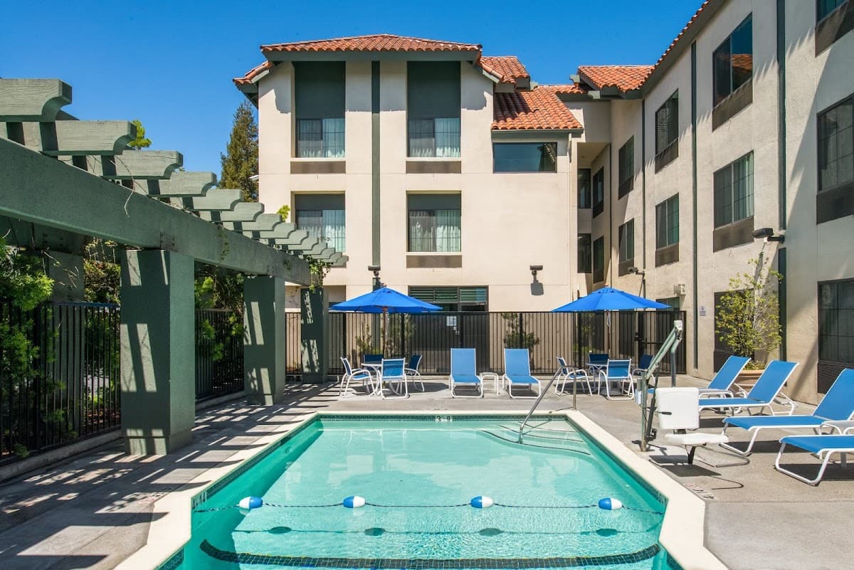 Holiday Inn Express & Suites Santa Clara - Silicon Valley, an IHG Hotel