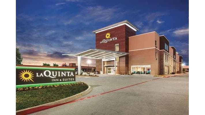 La Quinta Inn & Suites by Wyndham Dallas Northeast-Arboretum