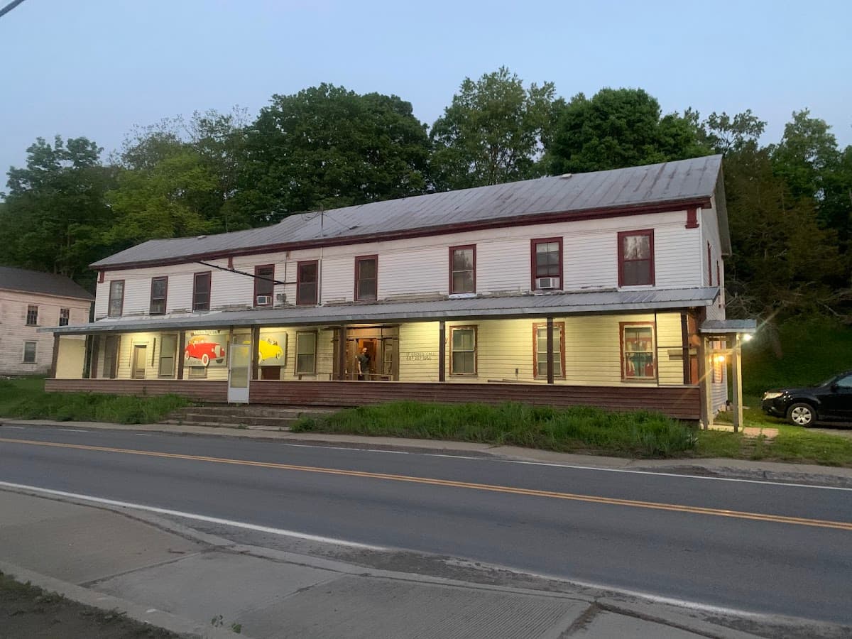 The Davenport Inn