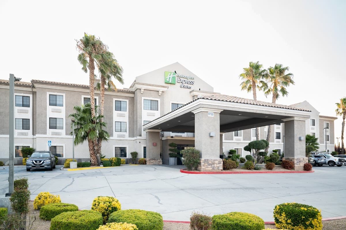 Holiday Inn Express & Suites Hesperia by IHG