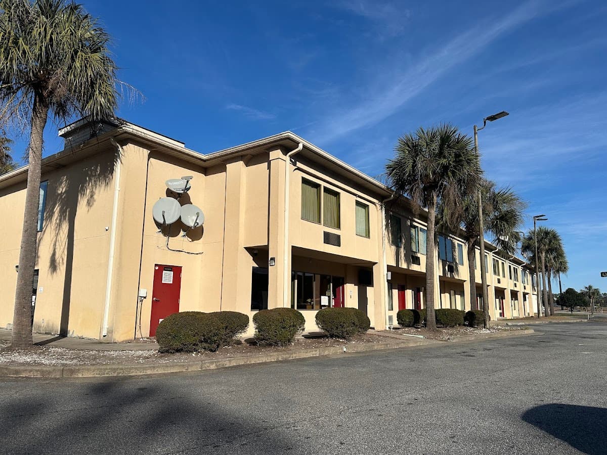 Guest Cottage & Suites Brunswick/Golden Isles