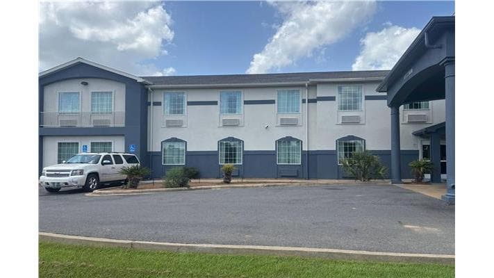 Rodeway Inn & Suites